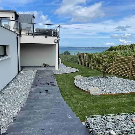 Maison Contemporaine Avec Vue Mer, Piscine Interieure, Classee 5 Etoiles Villa