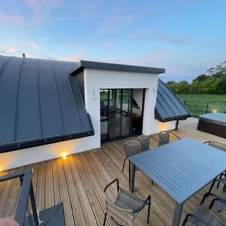 Villa Maison Contemporaine Avec Vue Mer, Piscine Interieure, Classee 5 Etoiles