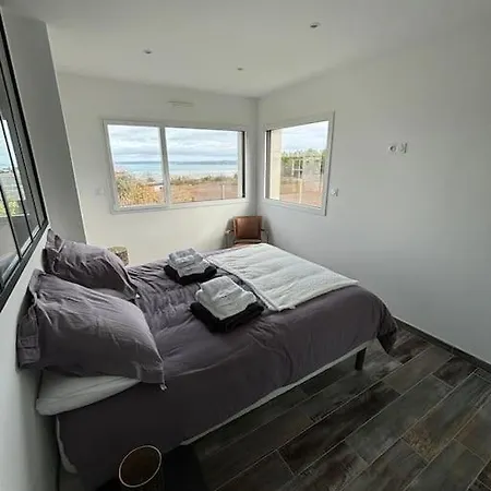 Maison Contemporaine Avec Vue Mer, Piscine Interieure, Classee 5 Etoiles * Locquirec