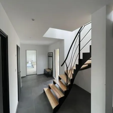 Villa Maison Contemporaine Avec Vue Mer, Piscine Interieure, Classee 5 Etoiles Locquirec